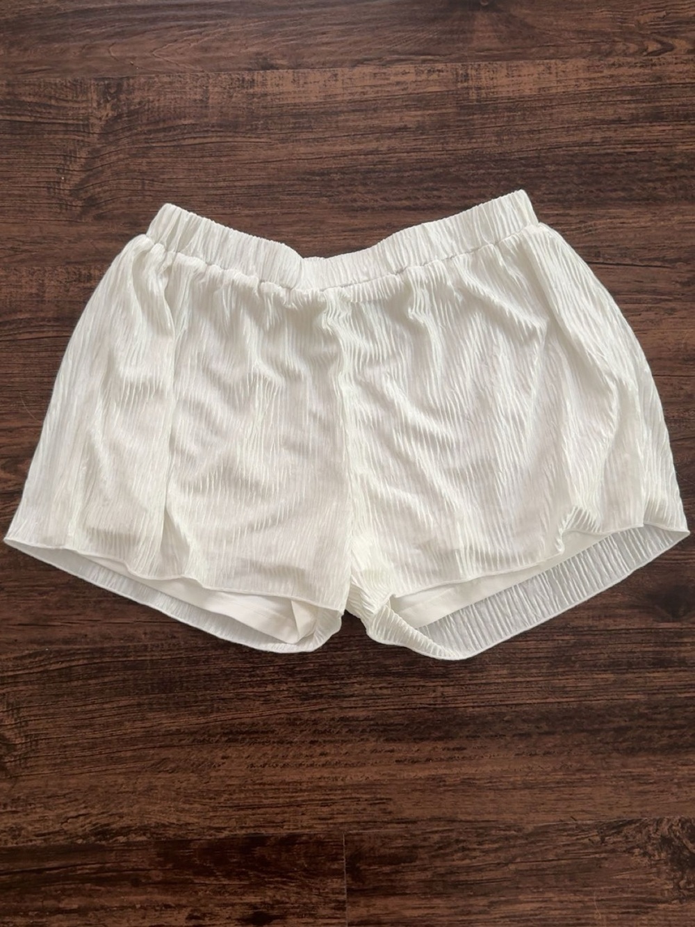 Princess Polly Ivory Crinkle Elastic Waist Shorts